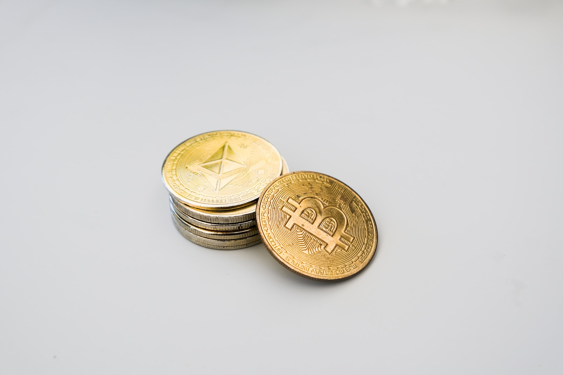 coinhako-CmAHfcqPI6s-unsplash